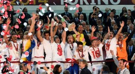 皇马少一人逆境战赫伊森红牌，精神铸就逆转胜利